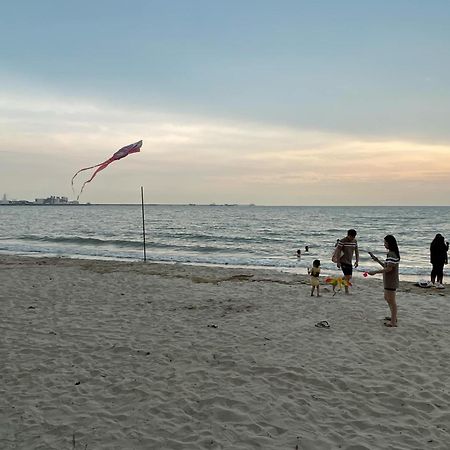 Private,Glory Beach Resort Port Dickson-Negeri Sembilan Zewnętrze zdjęcie